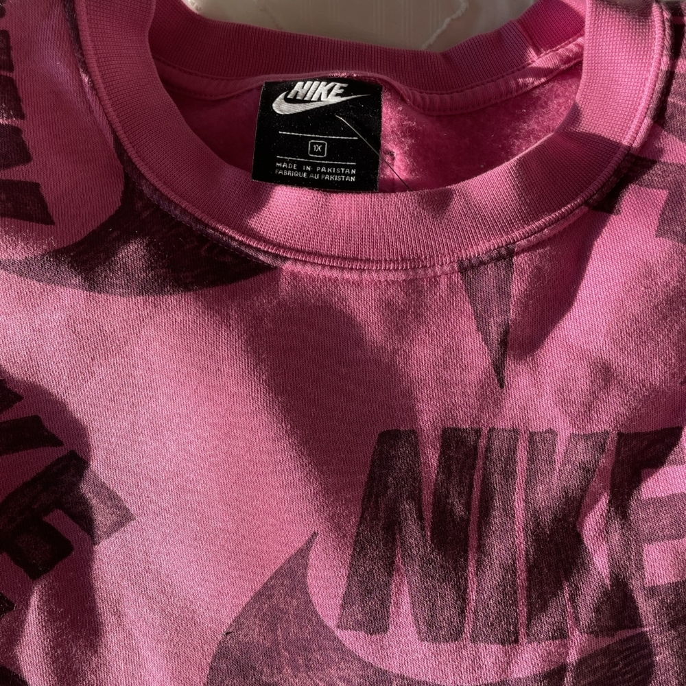 Womens crop sweatshirt